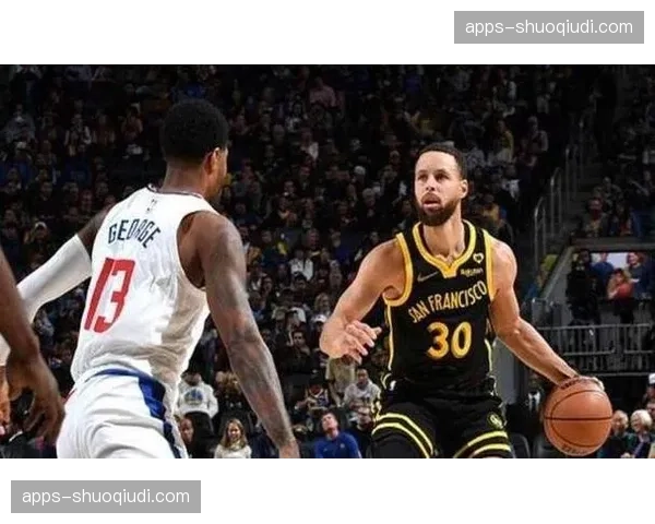 勇士近10场4胜6负 连败颓势凸显阵容深度不足