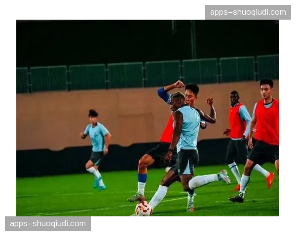 申花新援盖伊拉唐双星闪耀，斯卢茨基高位防线空档暴露隐忧